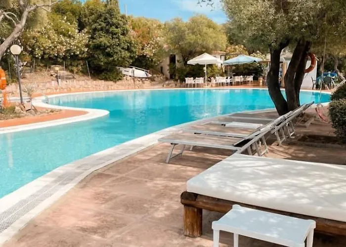 Isa-residence With Swimming-pool In