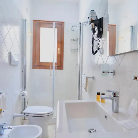 Isa-residence With Swimming-pool In