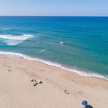 Isa-residence With Swimming-pool In Badesi