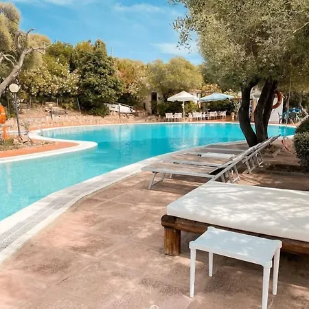 Isa-residence With Swimming-pool In