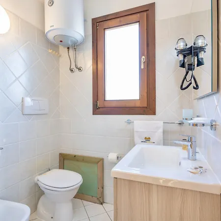 Isa-residence With Swimming-pool In Badesi