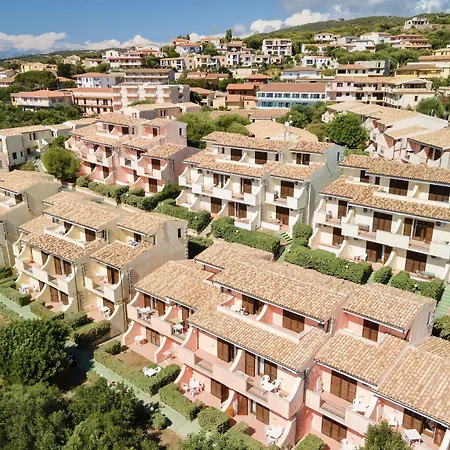 公寓式酒店 Isa-residence With Swimming-pool In 巴德希